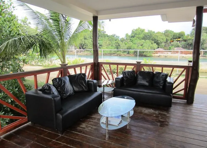 Papakit's Marina And Fishing Lagoon Powered By Cocotel 2* Liloan